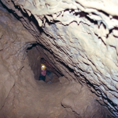 Narrow caving