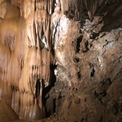 Flowstone formations