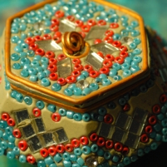 Mosaic box top macro
